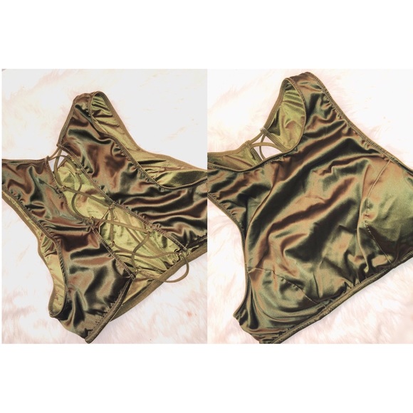 Victoria's Secret Other - Victoria’s Secret Olive Green Bralette✨LARGE